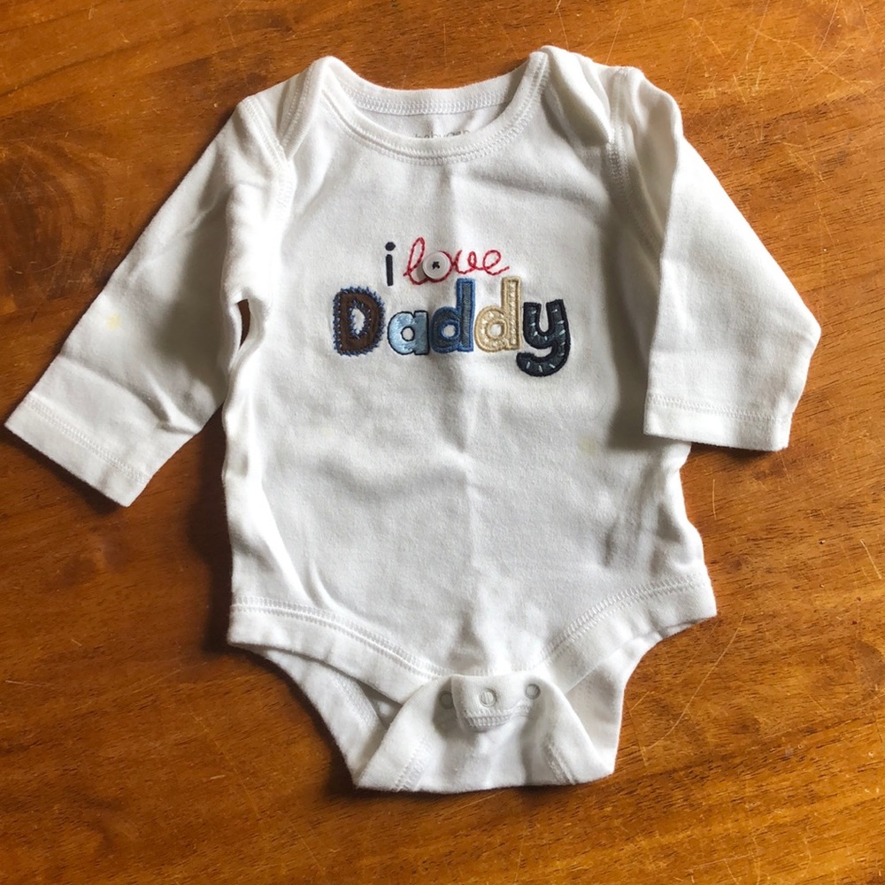Baby Gap I Love Daddy long sleeve onesie